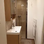 Apartment Avec Coin Nuit - Vieille Climatise