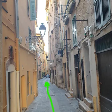 Avec Coin Nuit - Vieille Climatise Menton