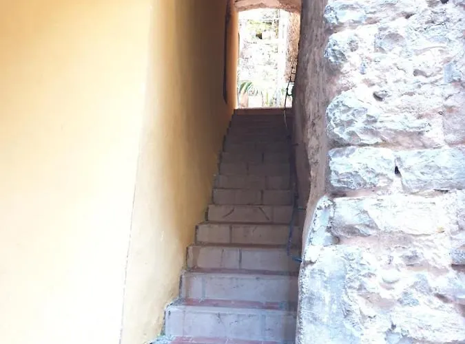 Apartamento Avec Coin Nuit - Vieille Climatise Menton